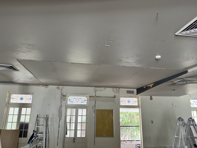 plasterer for heritage commercial renovation